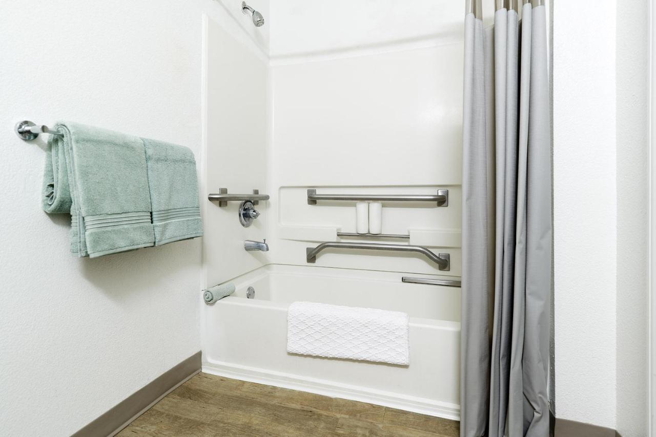 Intown Suites Extended Stay Atlanta Ga - Lilburn Экстерьер фото